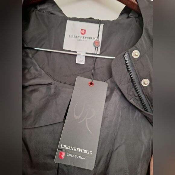 Urban Republic black  rain coat size L - Picture 2 of 6